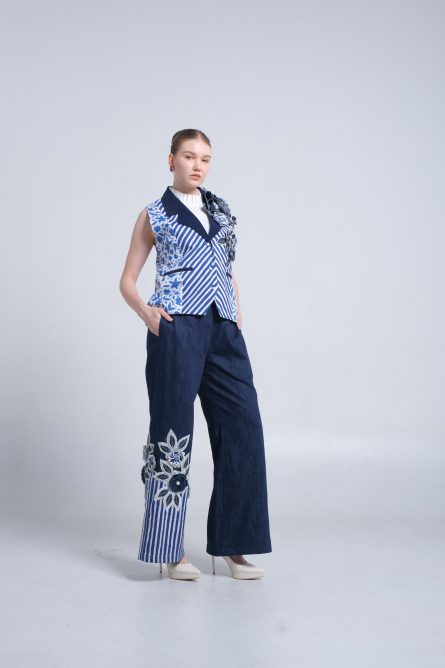 Clara Vest Batik Denim Emroidery - Image 3