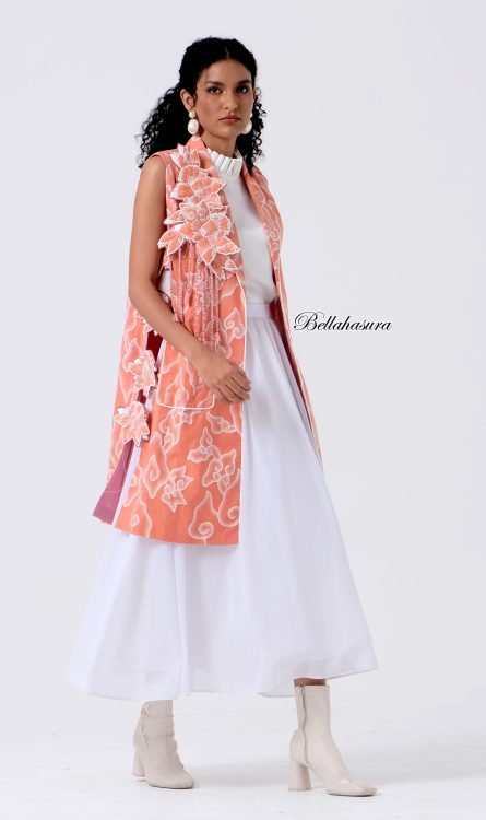 Vest 90 Batik Tulis Mega Mendung - Image 4